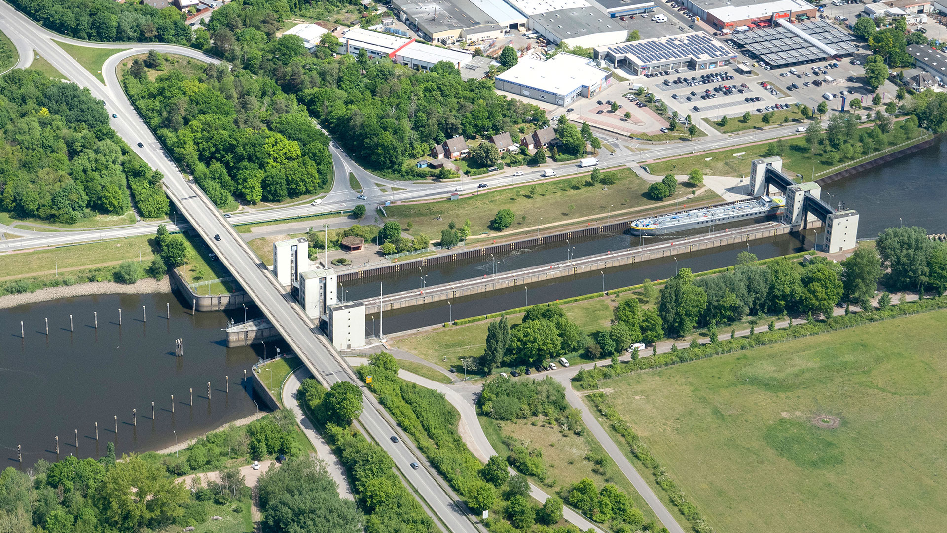 schleuse-geesthacht_as_352618216 Schleuse Geesthacht